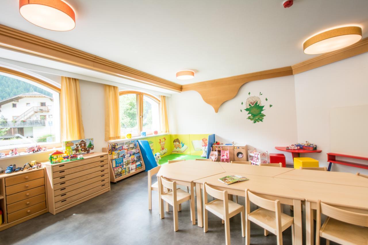 Familienhotel Viktoria Ultimo Exterior photo